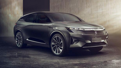 拜腾首款量产车配49寸屏