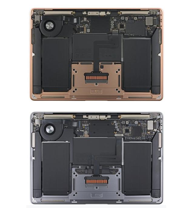 上:2019款MacBook Air 下:2020款MacBook Air
