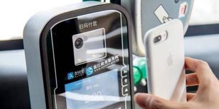 北京500条公交线可刷微信小程序乘车