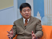 单霁翔称皇帝也很拼:每天5点起床 一年休4天假(视频)