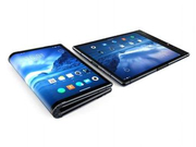 折叠手机引柔宇小米互怼 业内：有难点待攻克