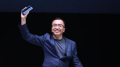 荣耀赵明:打孔屏将成主流 侧边指纹比屏下指纹快110%