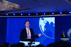 诺奖得主威廉·凯林：正参与HIF-1相关药物研发