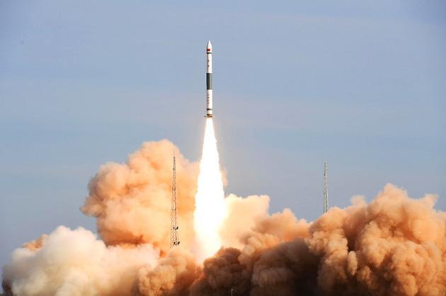 快舟一号甲“一箭三星”发射成功