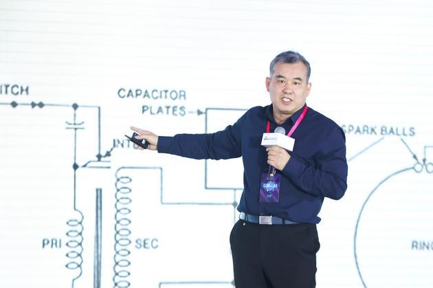 中国科学院物理研究所研究员、科学传播专家曹则贤