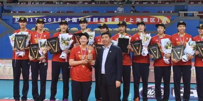 女排-李盈莹抢七战43分创历史 天津3-2上海夺