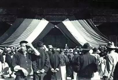 1925年故宫博物院开幕