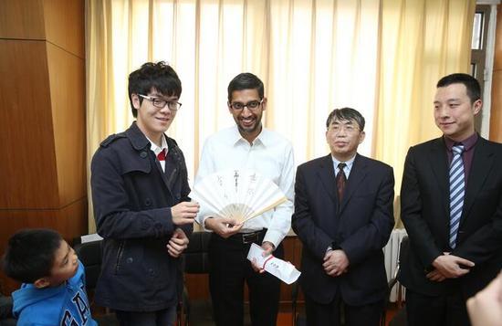 谷歌公司CEO,桑达尔·皮查伊(Sundar Pichai)在聂道