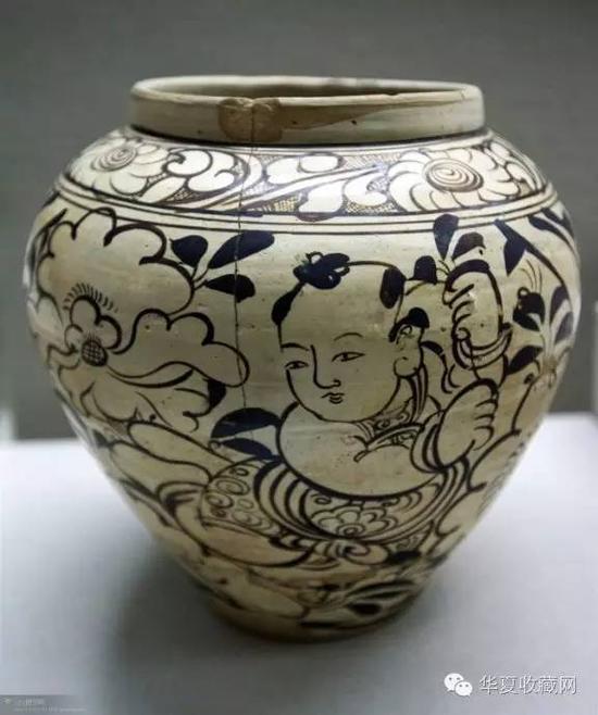 元白地黑花婴戏纹罐