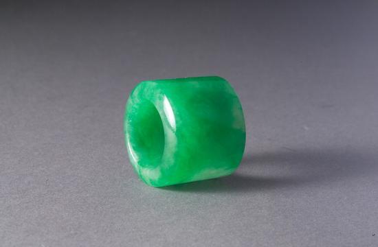 翠扳指 清 海淀恩济庄李莲英墓出土