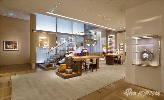 路易威登成都IFS一楼旅行区域