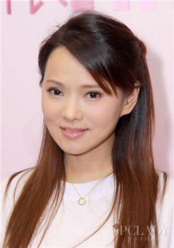 娃娃脸+娃娃音,伊能静真是将少女范演绎到了极致