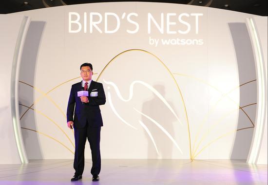 韩国千钟宇教授做关于黄金蚕茧的研究报告