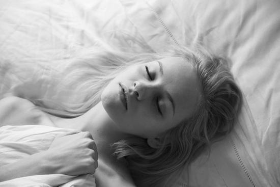 滋润脚部肌肤