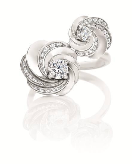 DE BEERS ARIA光之舞“TOIET MOI”钻戒