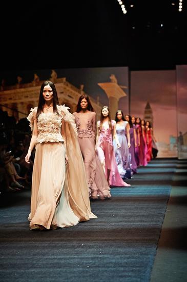 上海时装周Alberta Ferretti 中国首秀