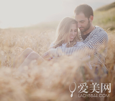 马赫带现象
