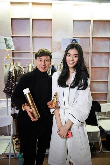 发型师杨晓东与超模奚梦瑶