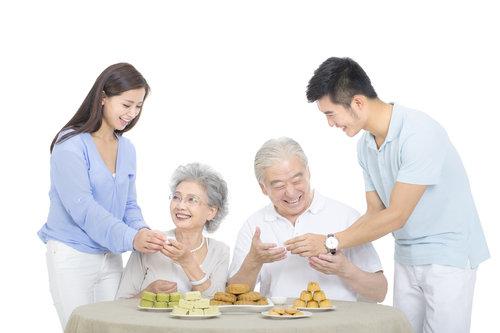 男人真的能够成为“双面胶”吗(图片来源:华盖)