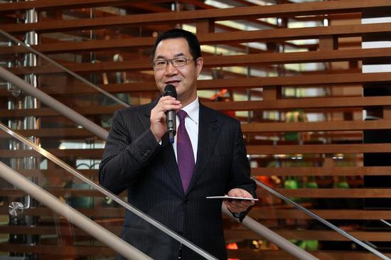 1爱马仕大中华区总裁曹伟明先生为爱马仕成都 远洋太古里专卖店的全新开幕致辞