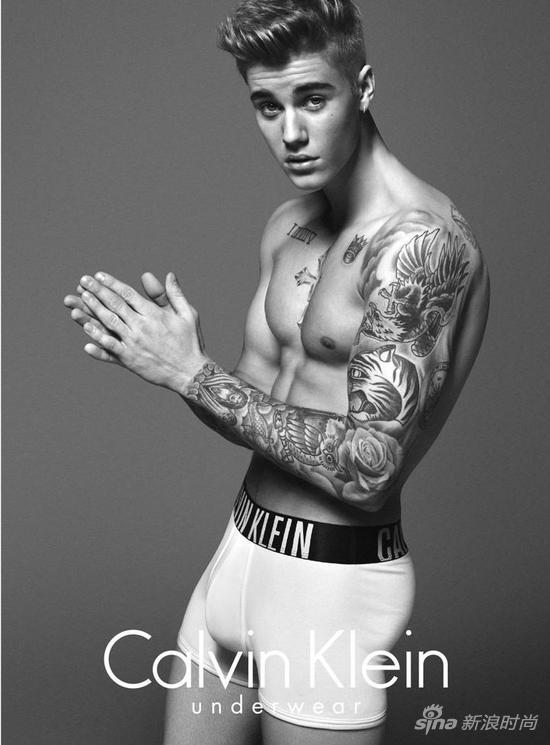 Justin Bieber“脱衣秀肉”抢代言