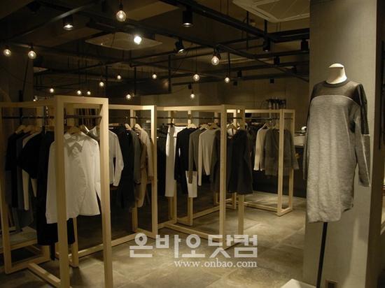 北京众合韩国服饰品牌设计展示馆