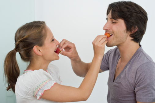 会说甜言蜜语(图片来源:华盖)