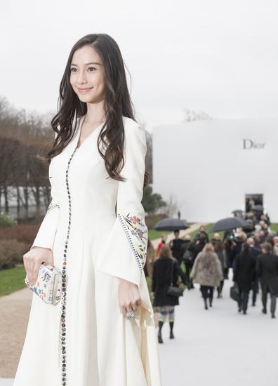 美丽的Angelababy (杨颖)笑容甜美