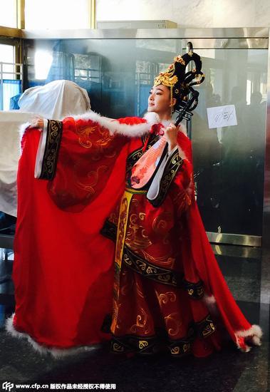 王丽坤彩排照