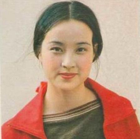 年轻的刘晓庆