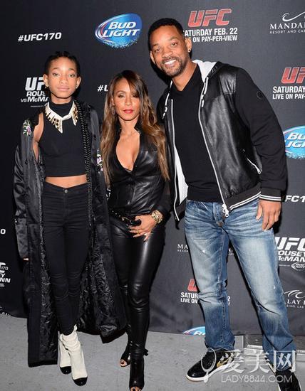 贾达-萍克特-史密斯(Jada Pinkett Smith)与女儿维罗-史密斯(Willow Smith)