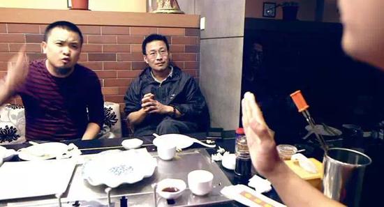 导演杨晓飞用镜头记录下刘辉与他的创业合伙人孟德发生争执的过程。图/杨晓飞