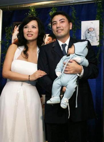 与詹仁雄奉子成婚