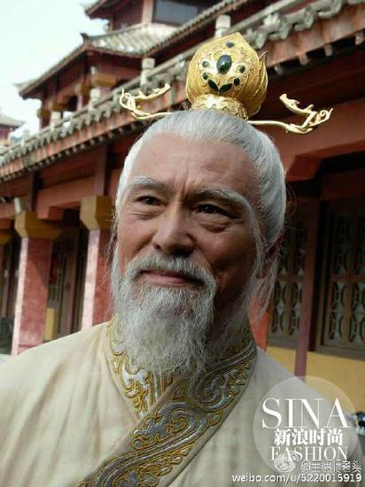 王德顺在《功夫之王》里的玉皇大帝扮相
