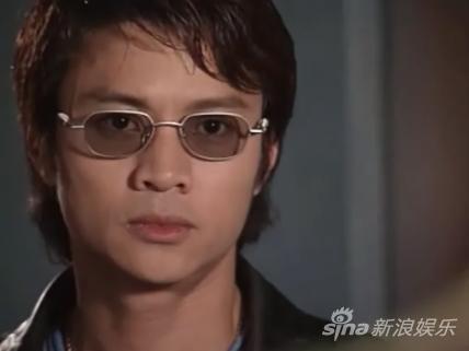 尹天照饰演况天佑