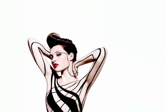 Graphic Liner-KV
