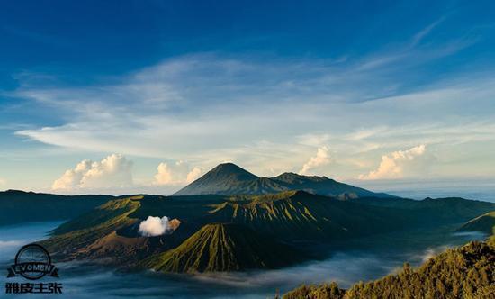 布罗莫火山