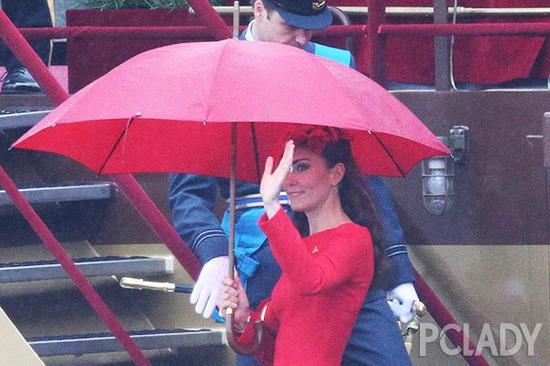 剑桥公爵夫人凯特·米德尔顿(Kate Middleton )实用SAB雨伞
