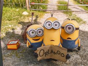 《小黄人》全新预告 揭秘萌蠢家族发家史