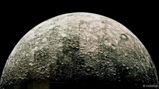 “麻脸”水星(NASA/SPL)