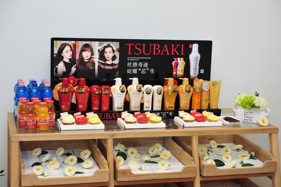 TSUBAKI丝蓓绮产品陈列台