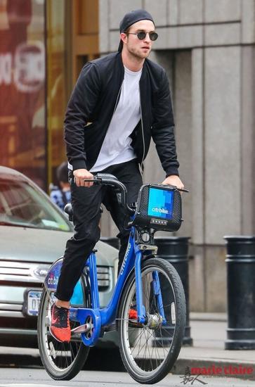 Robert Pattinson