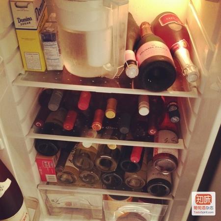 专用保鲜小冰箱——便捷便宜 图片来源:GRAPEFRIEND