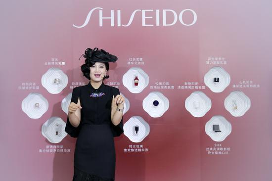 资生堂国际品牌公关王莎小姐在现场与嘉宾互动