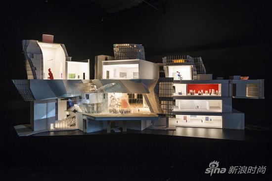 巴黎路易威登基金会建筑设计与建造展厅-黑房间