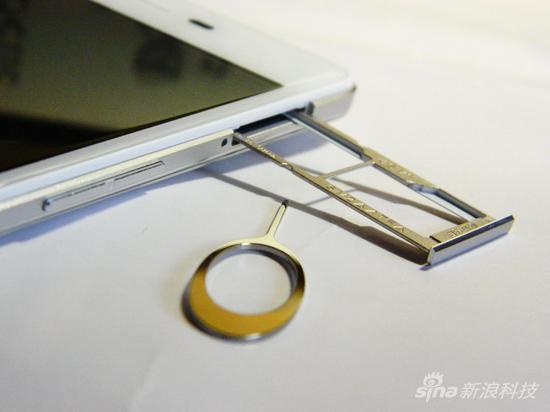 OPPO R7 多功能卡槽