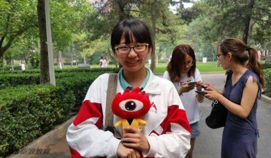 萌妹刘智昕721分成2015年北京理科状元