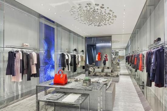 首尔“Dior 之家”