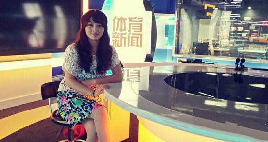 李妮娜女主播美照