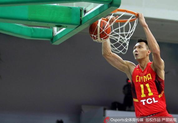 中国男篮下半场比赛打出了流畅的进攻